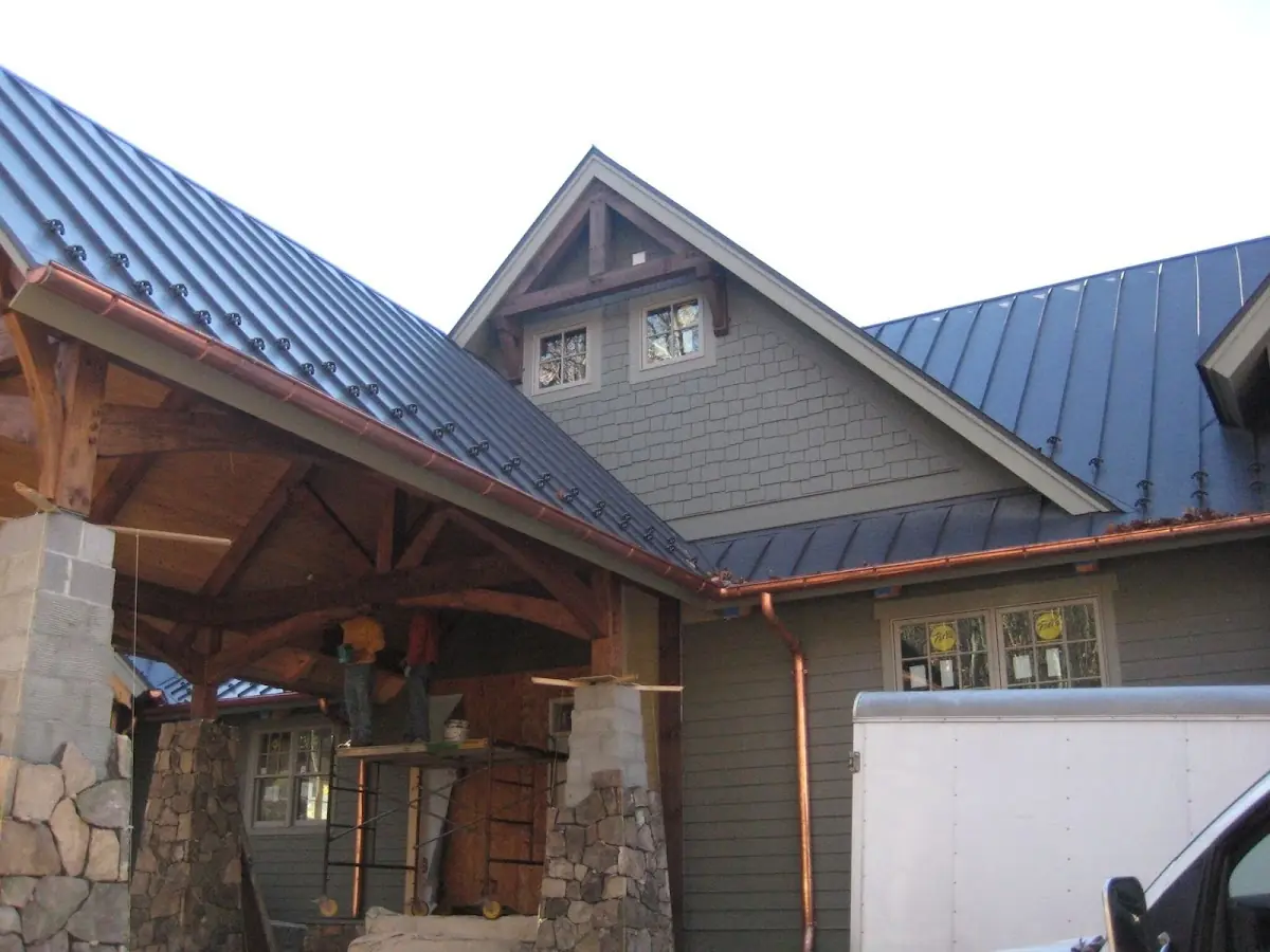 Craftsman Roofing team delivering quality roofing work in Saint Michael